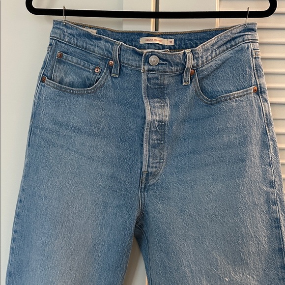 LEVI’S Ribcage Straight - Picture 2 of 5